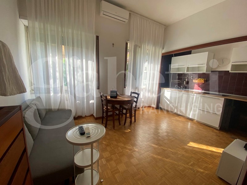 Monolocale in Affitto a Milano, 1'150&euro;, 50 m², arredato