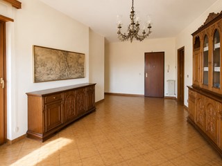 Quadrilocale in Vendita a Alpignano, 219'000&euro;, 114 m², con Box