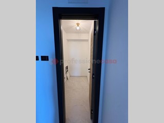Trilocale in Affitto a Bari, 2'200&euro;, 115 m², arredato