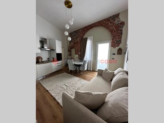 Bilocale in Affitto a Arona, 800&euro;, 58 m², arredato