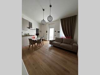 Bilocale in Affitto a Arona, 800&euro;, 56 m², arredato