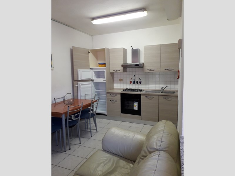 Bilocale in Affitto a Viareggio, 700&euro;, 40 m², arredato