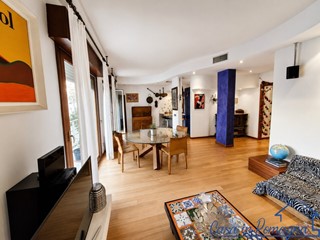 Trilocale in Vendita a Rimini, zona Marina centro, 385'000&euro;, 131 m², con Box