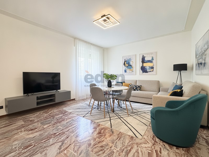 Quadrilocale in Vendita a Modena, 220'000&euro;, 142 m², con Box
