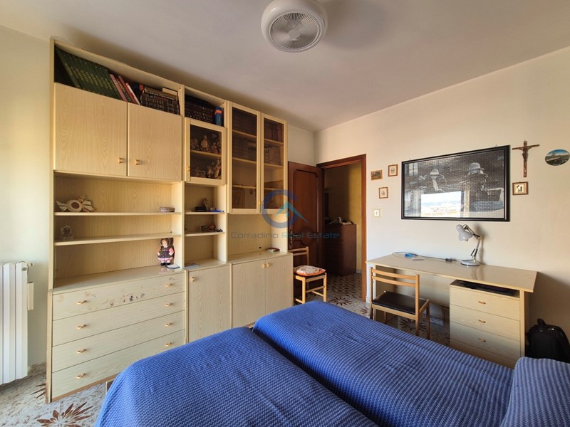 Quadrilocale in Affitto a Catanzaro, zona Lungomare, 750&euro;, 120 m², arredato