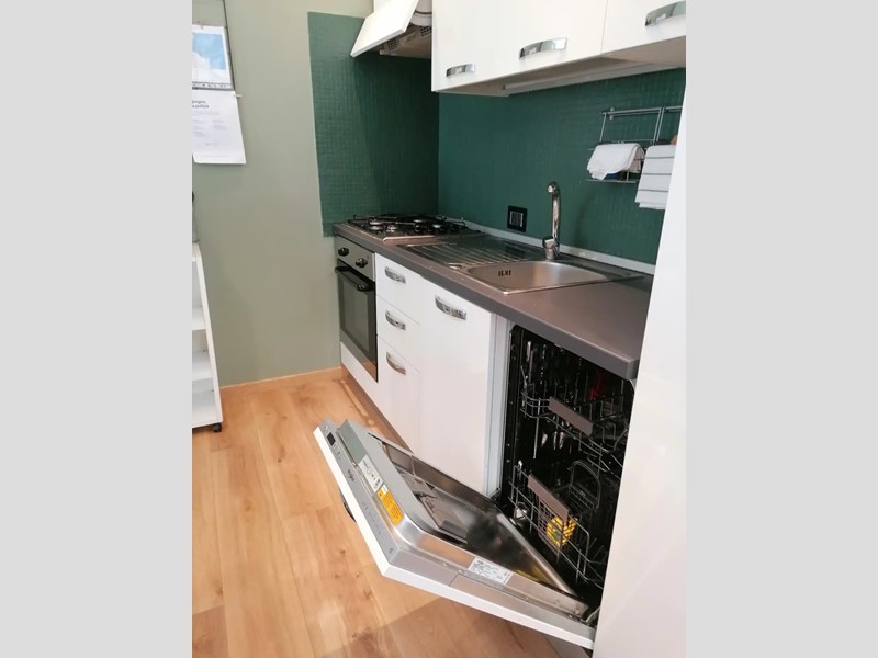 Bilocale in Affitto a Arona, 800&euro;, 70 m², arredato