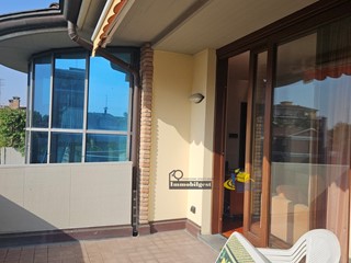 Bilocale in Affitto a Parma, zona San Lazzaro, 900&euro;, 96 m², arredato, con Box