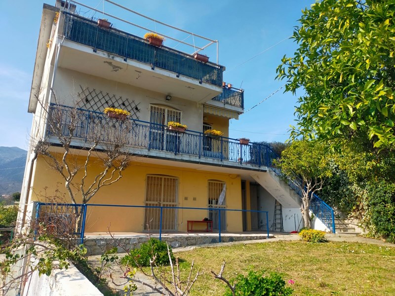 Appartamento in Vendita a Loano, 480'000&euro;, 250 m²
