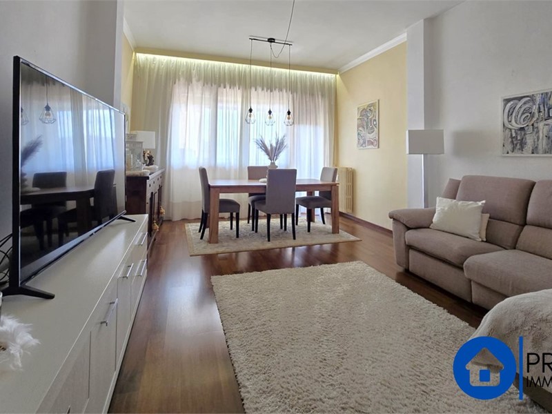 Appartamento in Vendita a Terni, 110'000&euro;, 101 m²