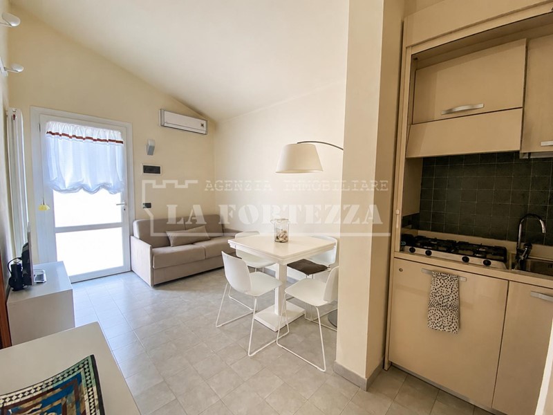 Bilocale in Vendita a Pisa, zona Marina di Pisa, 220'000&euro;, 40 m², arredato