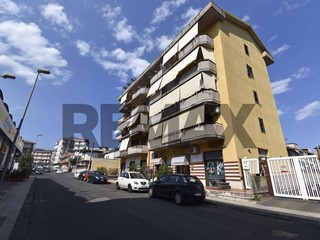 Appartamento in Vendita a Acireale, 145'000&euro;, 122 m²