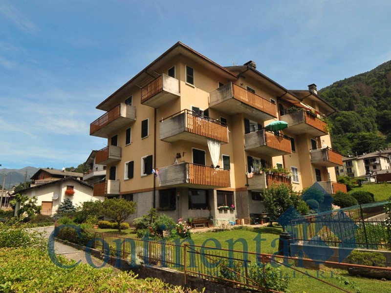Quadrilocale in Vendita a Piazza Brembana, 109'000&euro;, 90 m²