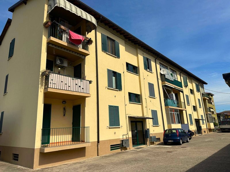 Trilocale in Vendita a Bonate Sotto, 90'000&euro;, 90 m²