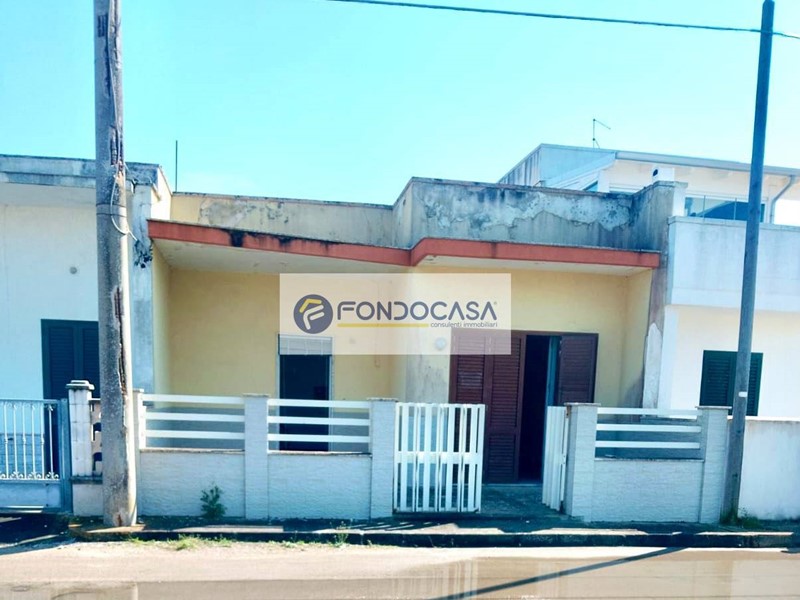 Trilocale in Vendita a Melendugno, 150'000&euro;, 90 m²