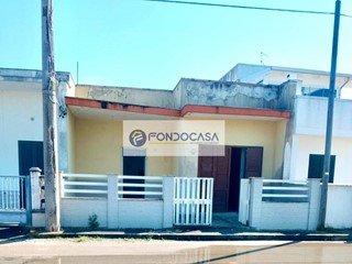Trilocale in Vendita a Melendugno, 150'000&euro;, 90 m²