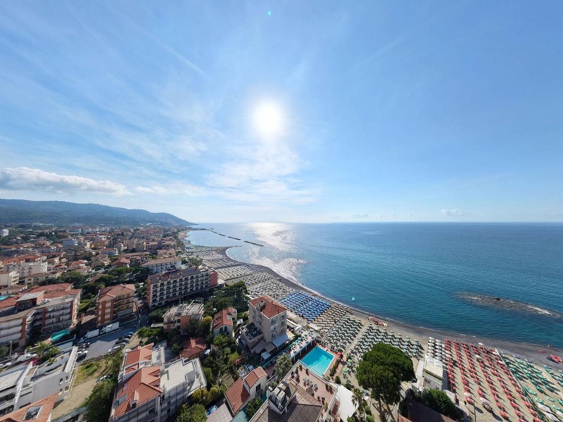 Bilocale in Vendita a Diano Marina, 390'000&euro;, 60 m²
