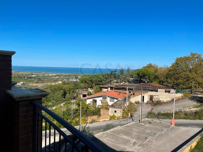 Trilocale in Vendita a Colonnella, 90'000&euro;, 78 m²