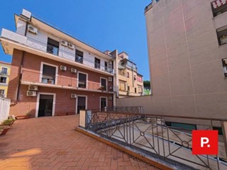 Appartamento in Vendita a Caserta, 360'000&euro;, 120 m²
