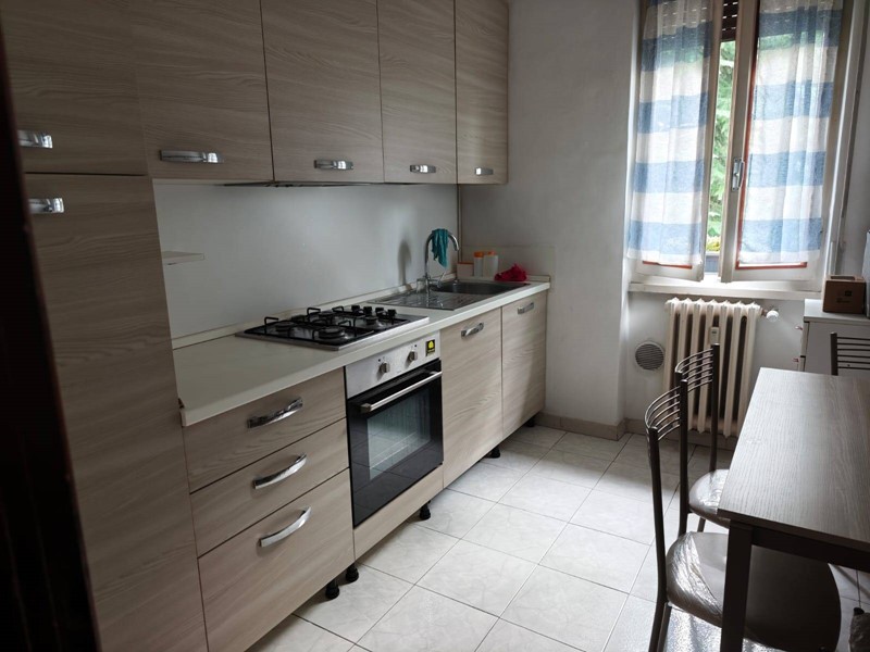 Trilocale in Affitto a Paderno Dugnano, 750&euro;, 80 m²