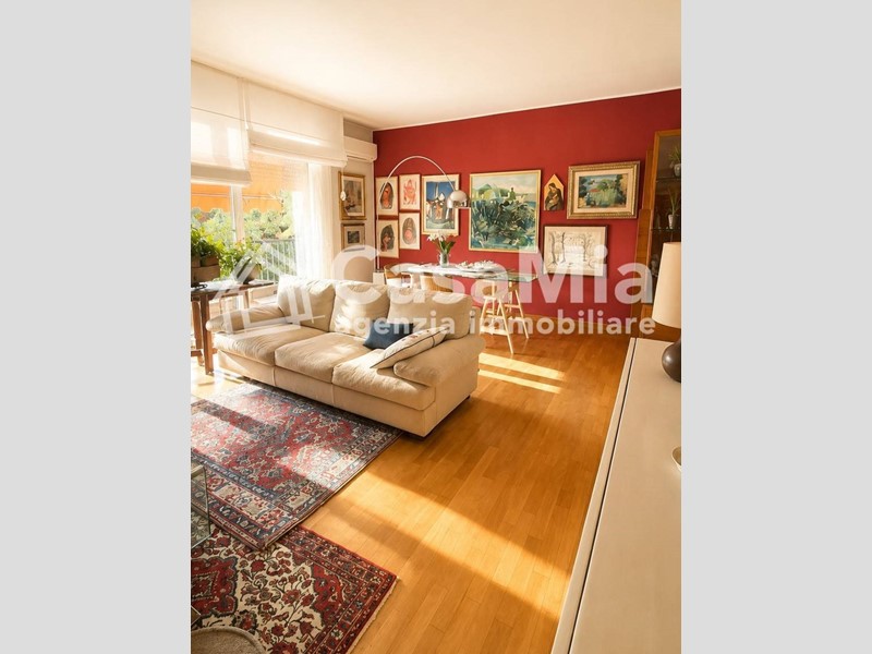 Trilocale in Vendita a Arese, 350'000&euro;, 100 m²