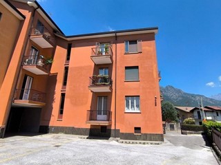 Trilocale in Vendita a Civate, 130'000&euro;, 90 m²