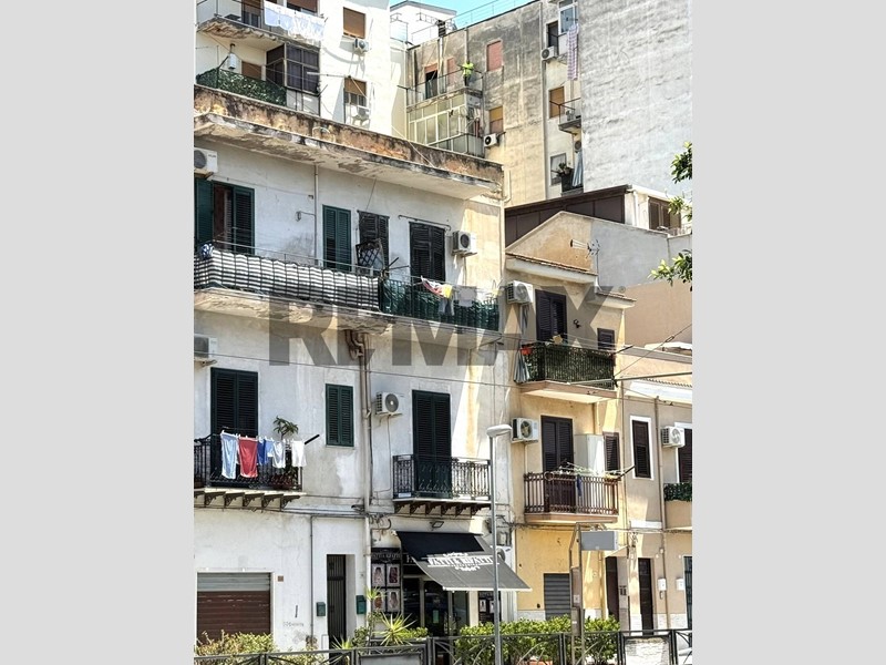 Bilocale in Vendita a Palermo, 69'000&euro;, 47 m²