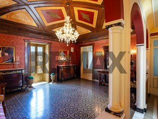 Appartamento in Vendita a Catania, 579'000&euro;, 200 m²