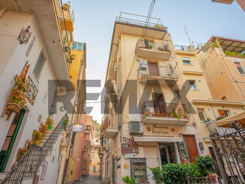 Trilocale in Vendita a Taormina, 540'000&euro;, 79 m²