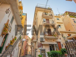 Trilocale in Vendita a Taormina, 540'000&euro;, 79 m²