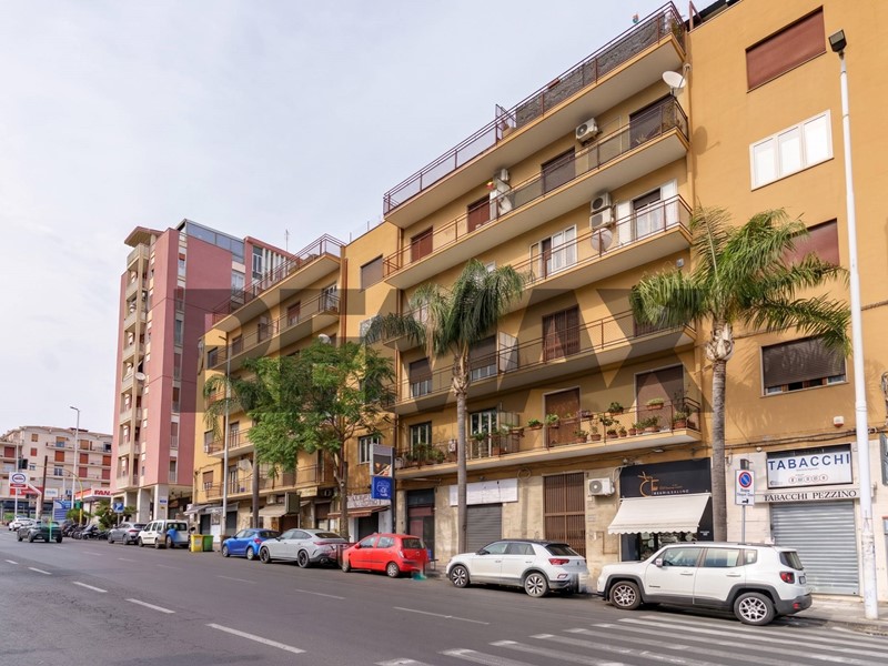 Trilocale in Vendita a Catania, 170'000&euro;, 96 m²