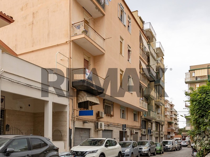 Trilocale in Vendita a Siracusa, 73'000&euro;, 101 m²