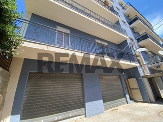 Appartamento in Vendita a Melilli, 78'000&euro;, 120 m²