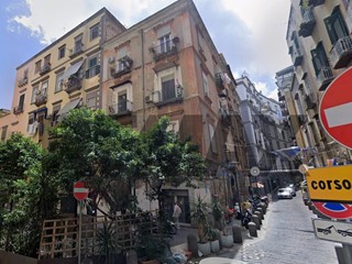 Quadrilocale in Vendita a Napoli, 195'000&euro;, 130 m²