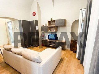 Bilocale in Vendita a Napoli, 153'000&euro;, 46 m²