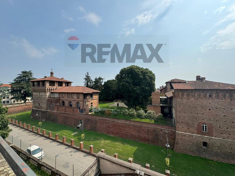 Appartamento in Vendita a Galliate, 120'000&euro;, 123 m²