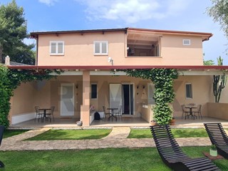 Appartamento in Vendita a Peschici, 690'000&euro;, 250 m²