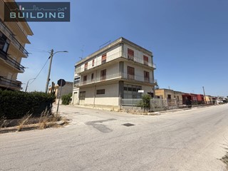 Appartamento in Vendita a Castelvetrano, 68'000&euro;, 200 m²