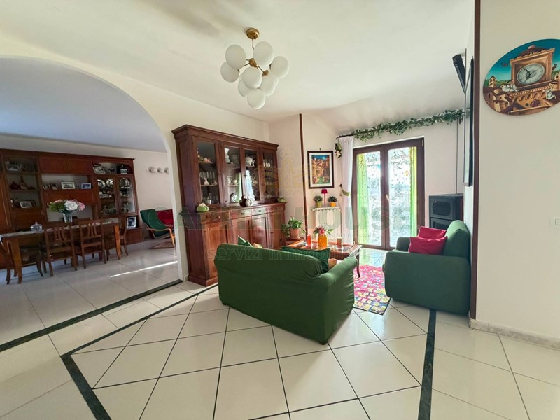 Attico in Vendita a Sperone, 139'000&euro;, 152 m²