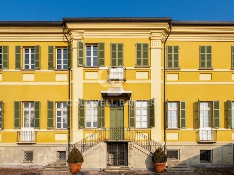 Trilocale in Affitto a Andezeno, 1'500&euro;, 157 m²