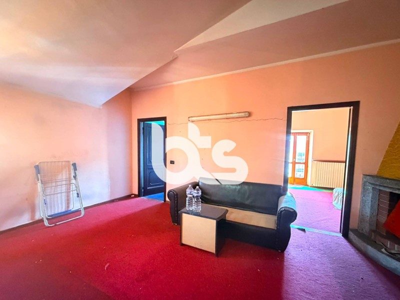 Trilocale in Vendita a Iseo, 90'000&euro;, 70 m²