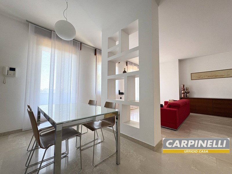 Quadrilocale in Vendita a Desio, 315'000&euro;, 135 m²