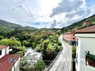 Appartamento in Vendita a Varazze, 150'000&euro;, 120 m²