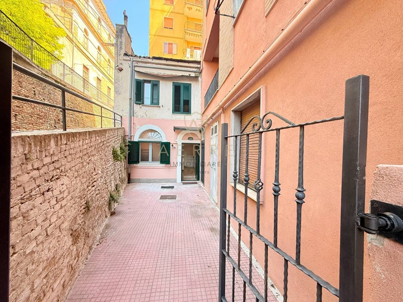 Trilocale in Vendita a Chieti, 75'000&euro;, 61 m²