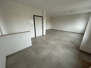 Trilocale in Vendita a Poggio Rusco, 125'000&euro;, 75 m²