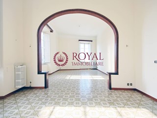 Appartamento in Vendita a Livorno, 390'000&euro;, 300 m²