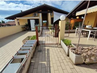 Trilocale in Vendita a Sirmione, 168'750&euro;, 76 m²
