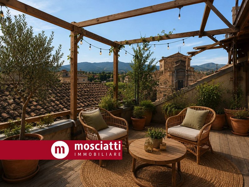 Appartamento in Vendita a Matelica, 120'000&euro;, 185 m²