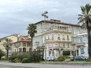 Appartamento in Vendita a Viareggio, 750'000&euro;, 156 m²