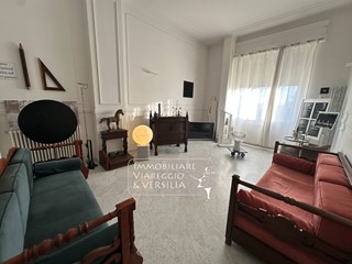 Appartamento in Vendita a Viareggio, 750'000&euro;, 156 m²
