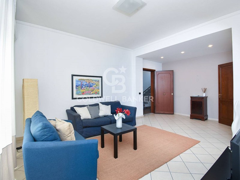 Trilocale in Affitto a Aci Castello, 800&euro;, 110 m²